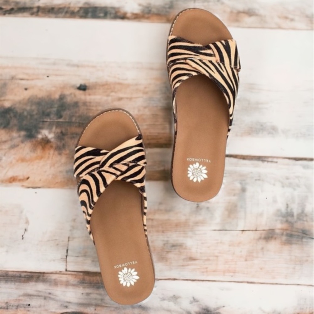 Yellowbox Kassie Sandals, size 7.5, zebra